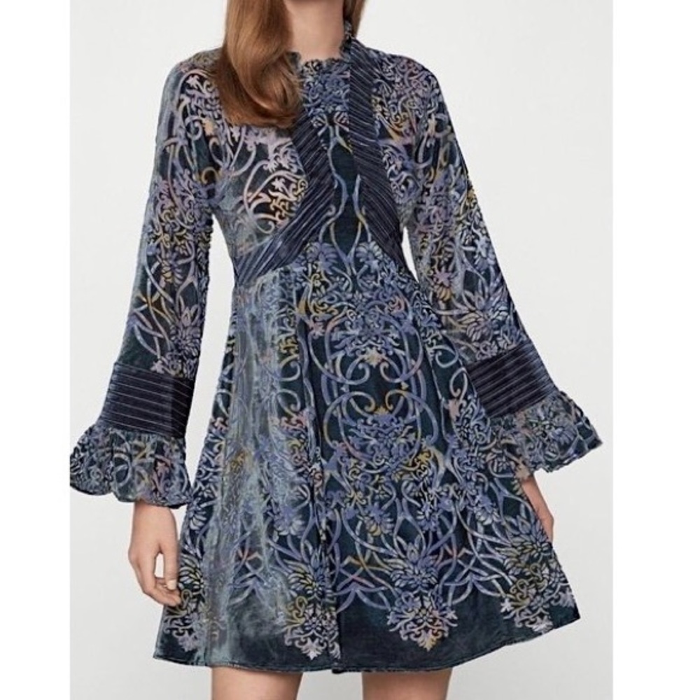 NWT BCBG Vienna Scroll Burnout Vintage Vibe Dress